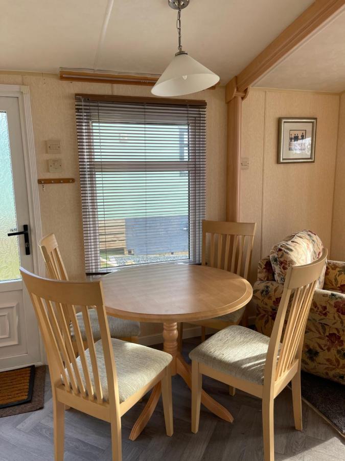 Immaculate 2-bed Static Caravan At Monrieth *